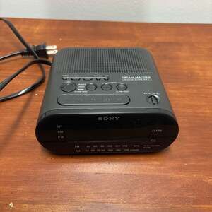 Sony Dream Machine ICF-C218 AM/FM Digital Alarm Clock Radio Black
